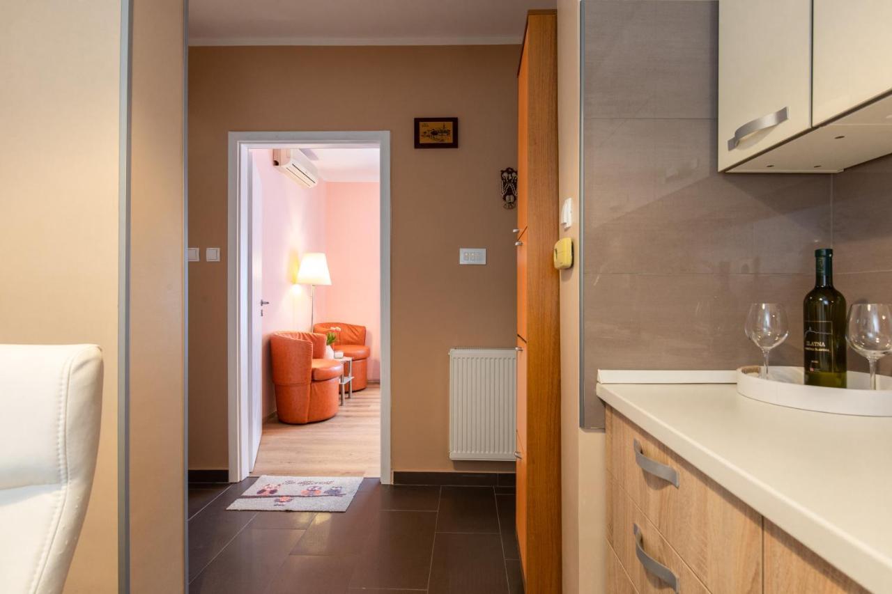 Apartman Ruza クルク エクステリア 写真